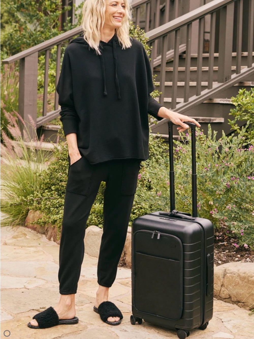 Frank & Eileen Venice Travel Set Size Large Black - Brand new still in box!!!!!